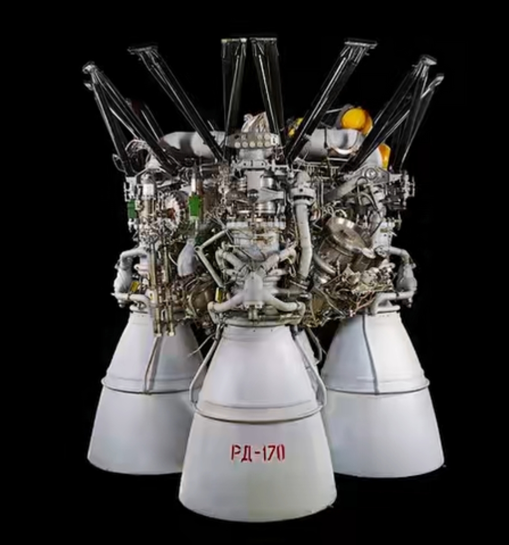 RD-170 engine assembly
